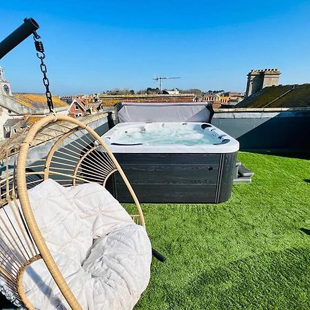 Апартаменты 2 Bed Harbourside Penthouse With Hot Tub & Stunning Roof Terrace Уэймут Экстерьер фото